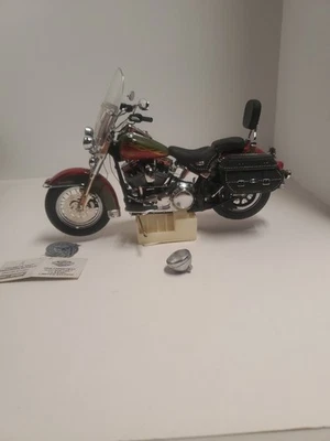 FRANKLIN MINT 2008 Christmas Harley-Davidson Softail Classic LE Read Description - Image 1 of 4