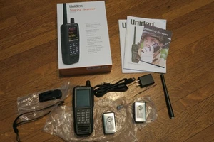 Uniden SDS 100 Digital Scanner DMR, NXDN, ProVoice UPGRADES & Extra Battery FS - Picture 1 of 9
