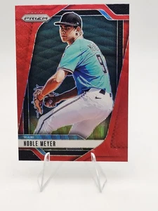Panini Prizm #146 2025 Noble Meyer Prospect Ruby Wave Prizm Miami Marlins rojo  - Imagen 1 de 2