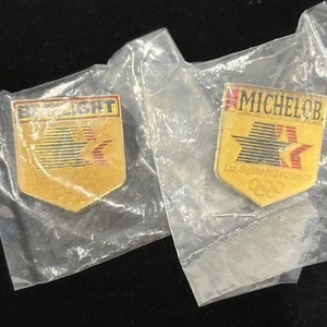 1984 Olympia Pin Lot Beer Company Summer Bud Light Michelob 1" - Bild 1 von 6