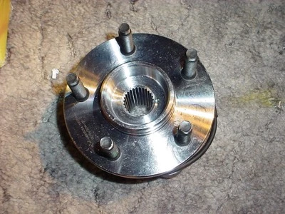 1 NEW Front Left or Right F350 Wheel Hub and Bearing Assembly 4WD 4Wheel ABS DRW Foto 1 de 3