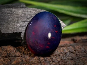 9.40 Carat Ethiopian Black Opal Cabochon 17x14x6 MM Oval Shape Welo Fire Opal - Picture 1 of 3