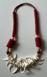 Vintage 80's Collection Red and Neutral Beads and White Shells Necklace 20” - Picture 1 of 2