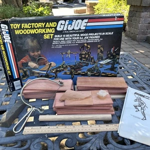 Vintage 1983 G.I. Juego de fábrica y carpintería Joe Toy en caja - no completo - Imagen 1 de 8