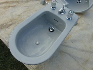 Ideal Standard Retro Whisper Grey Bidet, Ascending Spray & Original Fittings - Picture 1 of 3