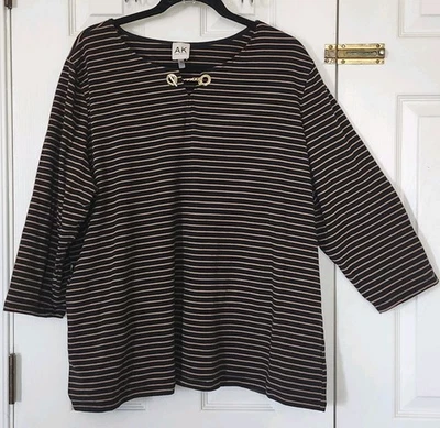 Top Anne Klein negro a rayas manga 3/4 adornado talla 3X  Foto 1 de 4