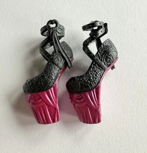 Monster High G3 Skulltimate 4 Mysteries Draculaura REPLACEMENT Ballet Heel Shoes - Picture 1 of 4