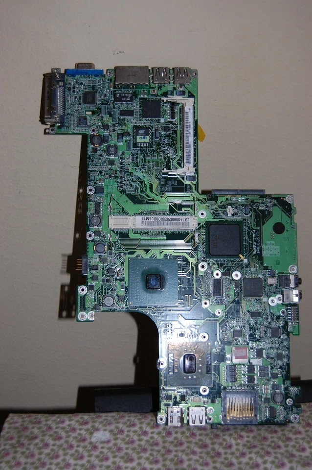 Scheda madre Acer Travelmate 3000 - Immagine 1 di 1