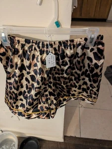 Silky Cheetah Mädchen Shorts Größe M - Bild 1 von 1
