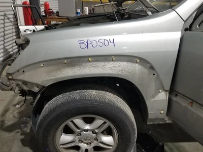 03 2003 LEXUS GX470 FRONT FENDER SILVER LEFT DRIVER WITHOUT FLARE Foto 1 de 4