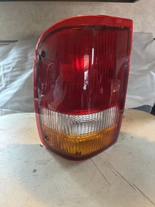 1991-1994 Chevy cavalier right passenger side ( corner side) blinker light - Picture 1 of 2
