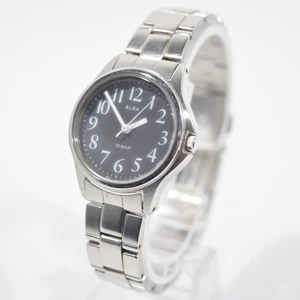 Orologio donna SEIKO ALBA V501-0EC0 come nuovo resistente all'acqua 10 bar quadrante nero tondo - Foto 1 di 13