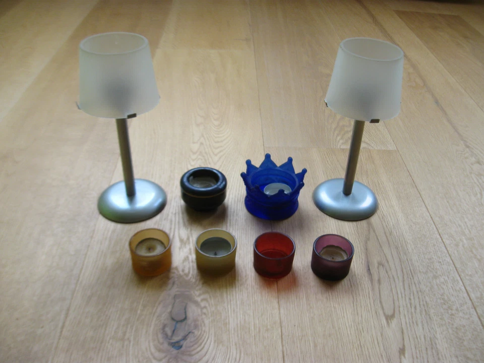 Set 2 Kerzenhalter 8 teilig 2x Lampe,4xGlas,1xKrone,1xKeramik - Bild 1 von 1