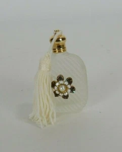 Frosted Glass Mini Perfume Bottle Daisy Rhinestone White Tassel Gold Top (Empty) - Picture 1 of 6