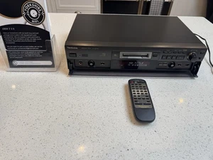 TECHNICS SJ-MD100 Minidisc player / Recorder + Remote - Immaculate - 1 Owner - Picture 1 of 14
