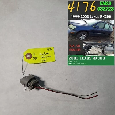⭐⭐OEM 1999-2003 LEXUS RX300 FRONT LEFT HEADLIGHT HIGH BEAM BULB CONNECTOR⭐⭐ - Image 1 of 2