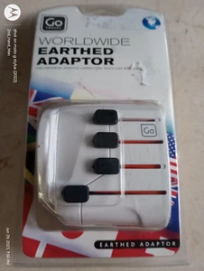 NEW GO TRAVEL WORLDWIDE EARTHED/GROUND 4-OPTION ADAPTOR/CONVERTER - Picture 1 of 2