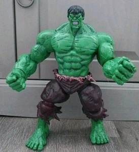 Marvel Diamond Select The Incredible Hulk 9.5" Action Figure - Picture 1 of 6