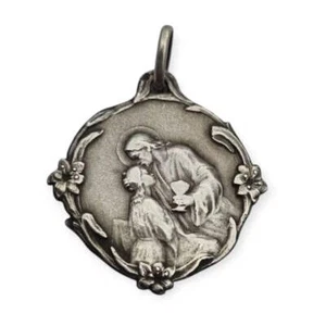 Antike Kommunion Medaille in Silber, Jesus und Mädchen kniend, florale Details A - Bild 1 von 10