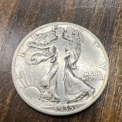 1935-S Full Rim Walking Liberty half dollar 90% silver Actual Coin - Image 1 of 2
