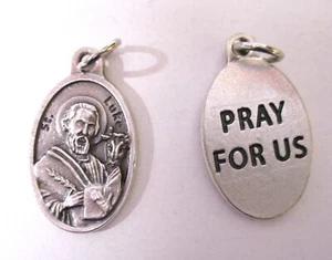 Saint Luke - Pray for Us - Die-Cast Italian Silver tone Oxidized 1" Medal 0132 - Picture 1 of 3