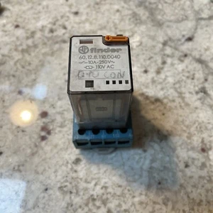 Finder 60.12.8.110.0040 Relé de uso general 110VAC 10A 8 pines con base - Imagen 1 de 3