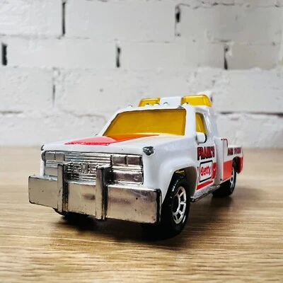 GMC Wrecker White Red Tow Truck MB188 Frank's Getty 1994 - Image 1 of 4