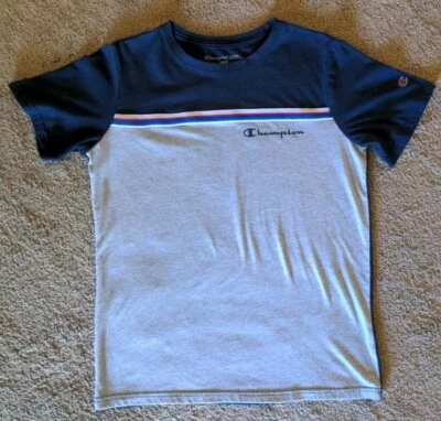 Camiseta Champion Juvenil Niños Talla 18-20 Azul Marino Gris Rayas Manga Corta Como Nueva Foto 1 de 4