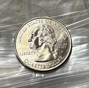 2001-D Vermont State Quarter, Brilliant Uncirculated Condition - Picture 1 of 2