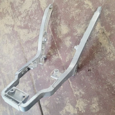 Soporte de montaje de barra Sissy respaldo trasero Kawasaki EN450 454 LTD 1985-1990 Foto 1 de 4