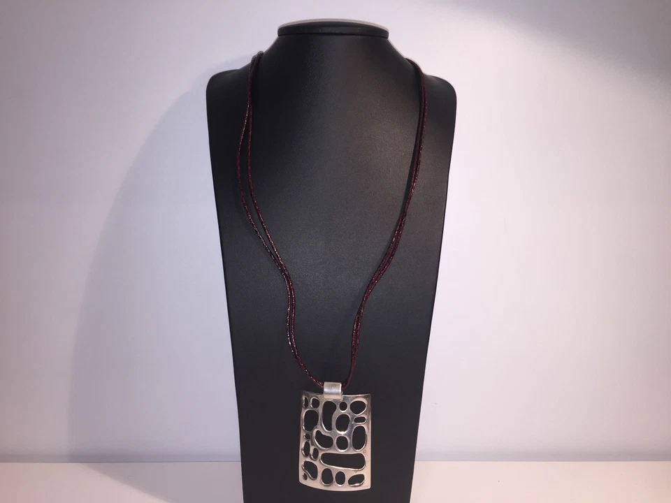 Collana Con Pendente In Argento E Corda Marrone In Pelle - SILVER - Immagine 1 di 1