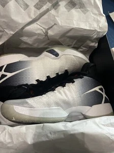 Size 8 - Jordan 30 White Wolf Grey 2016 - Picture 1 of 10