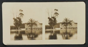 1.STEREOVIEWS>SPAIN / ESPAÑA<BARCELONA, Lago y Museos Artisiticos en el Parque - Picture 1 of 3