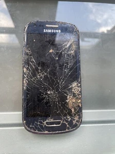 Samsung Galaxy S3 Mini - Faulty - For Parts - Offers - Picture 1 of 2