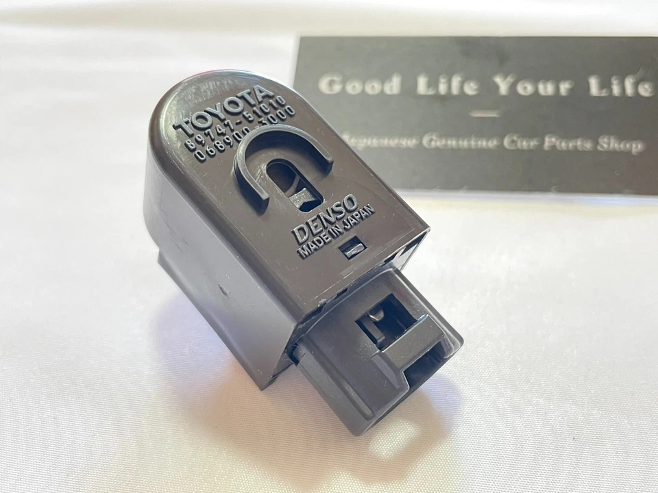 TOYOTA GENUINE 4RUNNER FJ GX470 SEQUOIA WIRELESS DOOR LOCK BUZZER 89747-51010 - Image 1 of 4