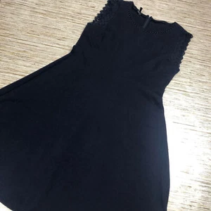 2414 TALBOTS stretch cotton knit fit & flare knee length eyelet slvdress NAVY 14 - Foto 1 di 3