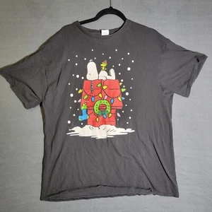 Peanuts Snoopy T Shirt Size XL Woodstock Christmas 2017 - Picture 1 of 14