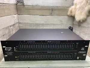 Peavey 2 Channel 32 Band Graphic Equalizer Q231F Good With Minor Issues READ!!! - Picture 1 of 17