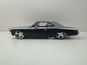 Maisto 1966 Chevrolet Chevelle SS 396 Gray Black All Stars 1:24 Diecast - Imagen 1 de 16