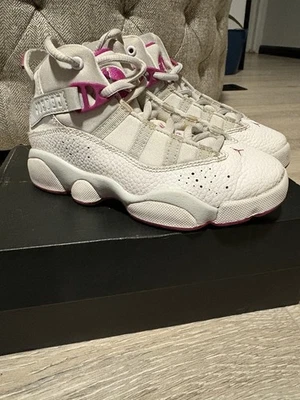 Jordan 6 Anillos Platino Puro/Explosión Fucsia, Talla 12C Niños Con Caja - Zapatos Niños Foto 1 de 4