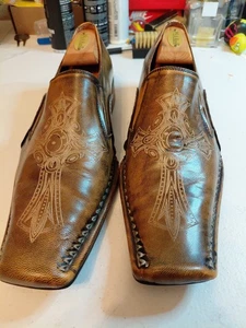 Robert Wayne Men’s Brown Square Toe Cross Design Shoes Size 8 - Picture 1 of 7