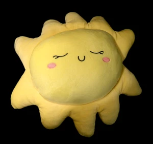 NWOT PLUSH VELVET NOVELTY THROW PILLOW - SMILING YELLOW SUN - Picture 1 of 5