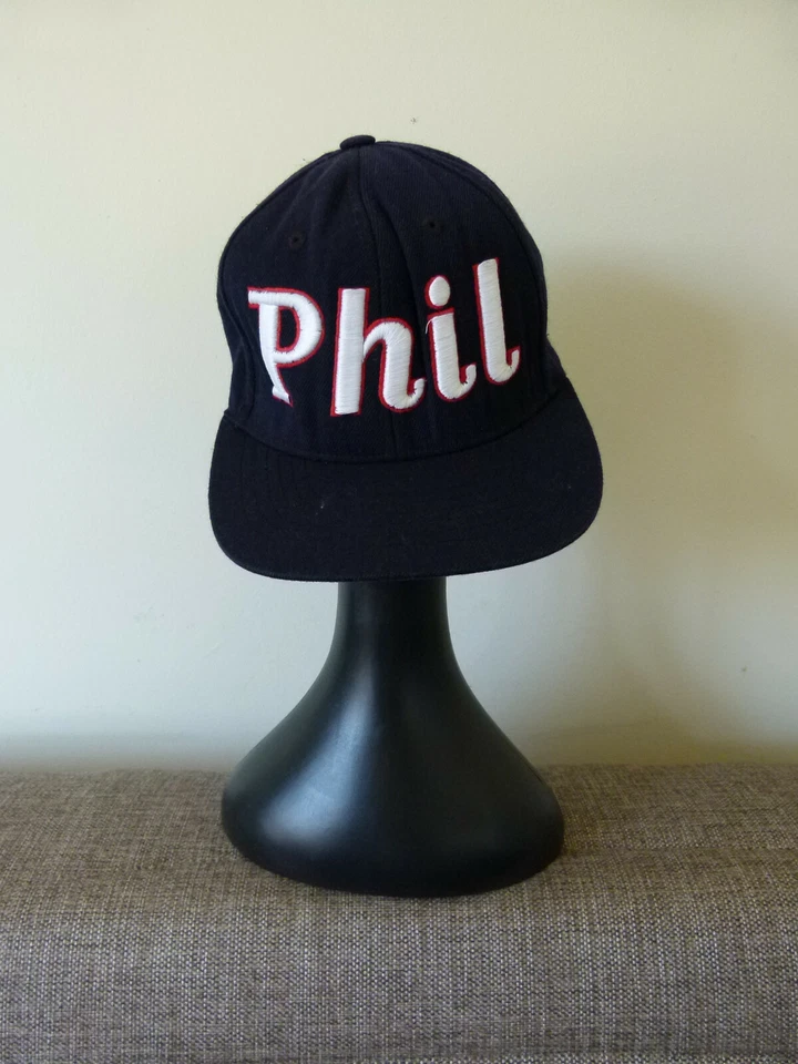 Tapas Unisex Azul Marino Blanco Estampado “Phil” Mezcla de Lana Snapback Talla Única Gorra de Béisbol Foto 1 de 4