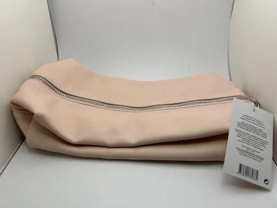 Bolsa organizadora de cosméticos tamaño mediano de viaje CALVIN KLEIN Foto 1 de 3