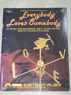 Libro de canciones Columbia Easy Play Everybody Loves Somebody de colección piano guitarra vocal Foto 1 de 3