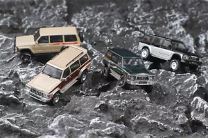 Modellino auto pressofuso Shadow PRO 1:64 Nissan Patrol Y60 - Foto 1 di 10