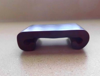 MINI MESA EXPOSITORA NETSUKE o botella de tabaco de 2,5" ESTILO CHINO BOJ TALLADO Foto 1 de 4