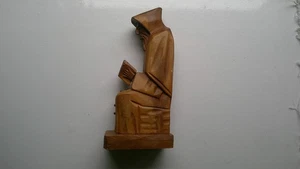 Mönchsfigur sitzend - Holz - Bild 1 von 3