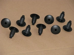 10 x Clips Tapón Fijación Revestimiento maletero BMW E23 E24 E28 NUEVO - Imagen 1 de 2