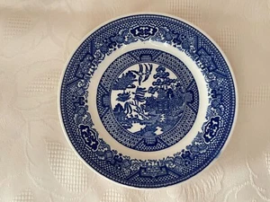 Vintage Blue Willow Ware 6 1/4 Inch Dessert Plate by Royal China - Picture 1 of 3